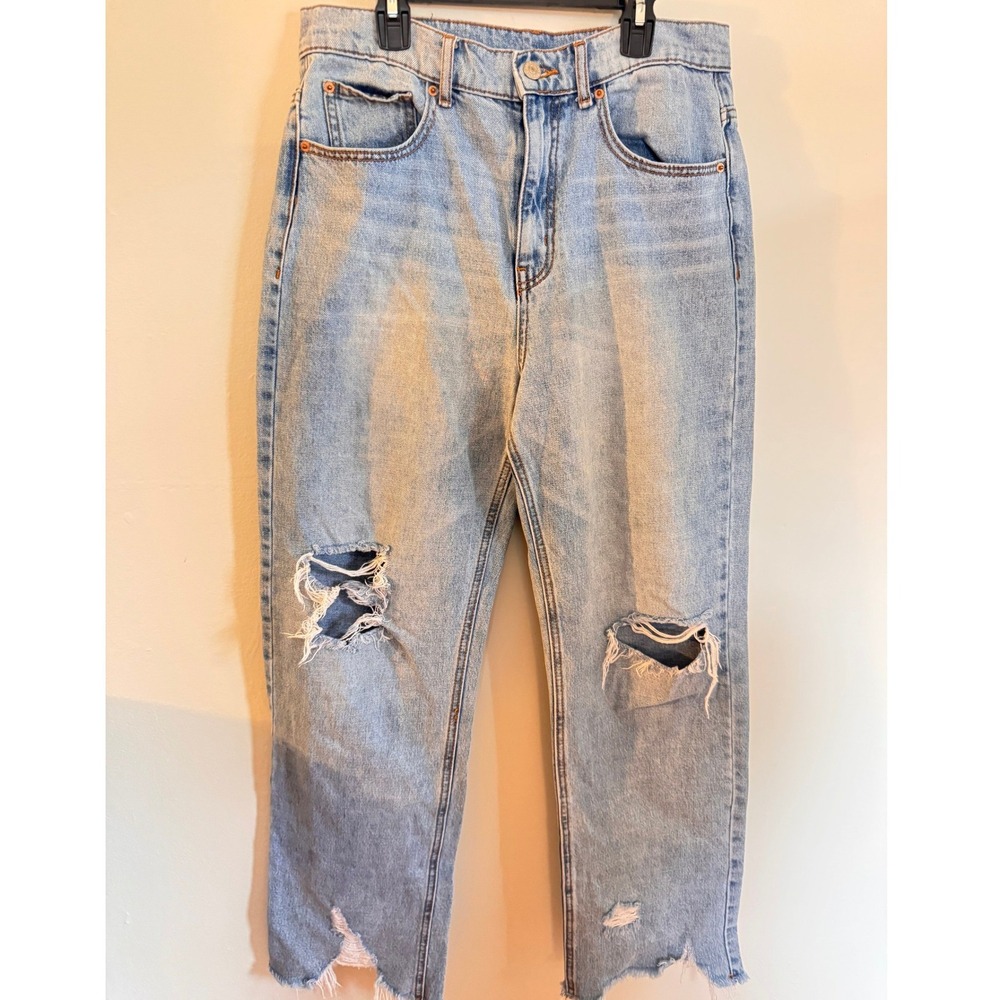 BDG Urban Outfitters Cowboy Jean Light Wash Distressed Straight Leg Size 30 - Picture 2 of 6